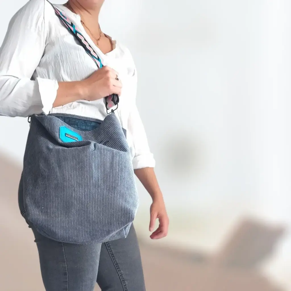 Sac boho en velours côtelé – bleu/gris
