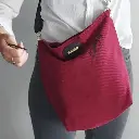 Sac boho en velours côtelé – framboise
