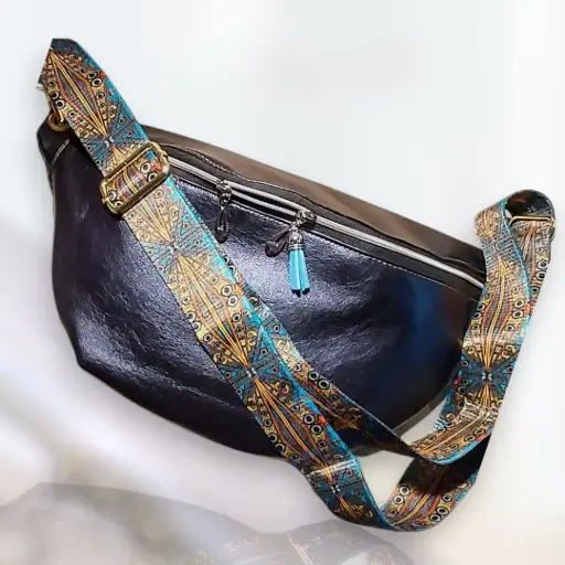 Banane bleu métalisé - Simili cuir